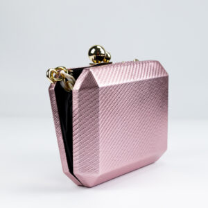 τσάντα clutch πολυγωνική ματ ροζ με διπλό κούμπωμα