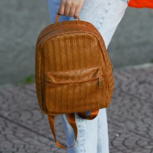 τσάντα πλάτης με πλεκτό σχέδιο σε τέσσερα χρώματα